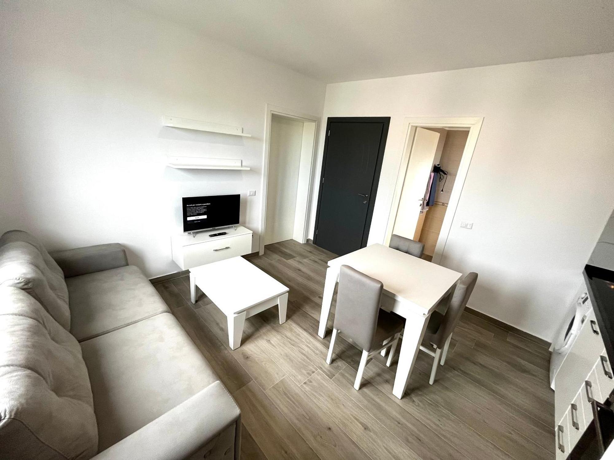 H&A Guest House Divjake Dış mekan fotoğraf