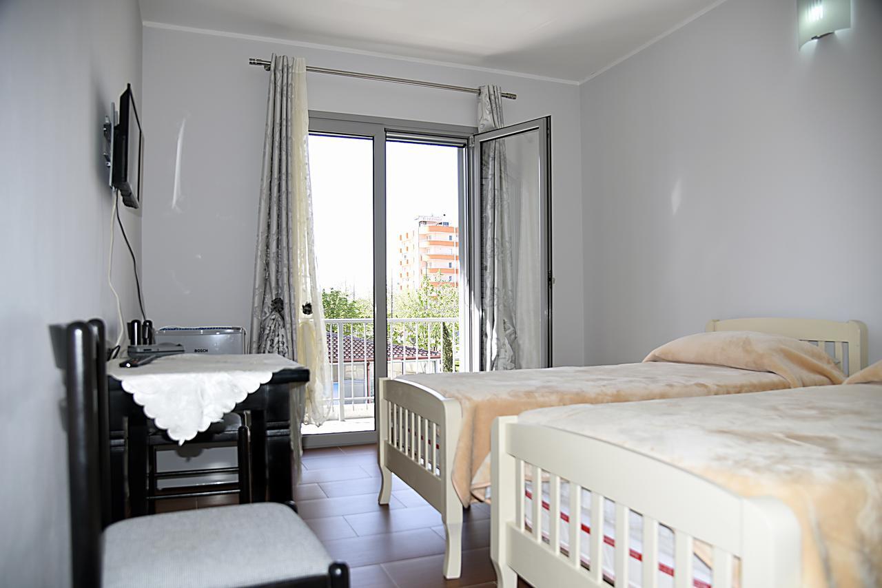 H&A Guest House Divjake Dış mekan fotoğraf